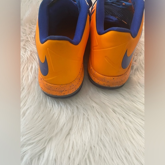 Nike LeBron X Low- Knicks, Size 13 - Picture 6 of 11